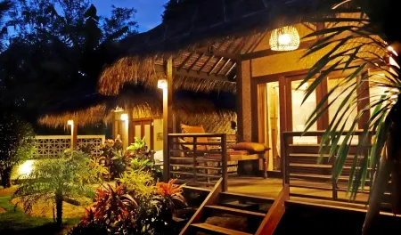 Si Pitung Village Отели рядом с достопримечательностью «Водопады Сенданг-Гил и Тиу-Келеп»