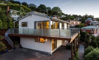 Baldwin Street Bnb