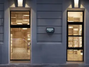 塞拉瓦阿利坎特酒店