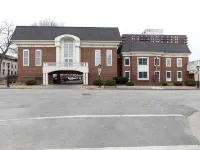 Mansion View Inn & Suites Hotels near Sherwood Plaza