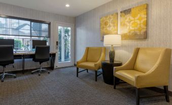 Best Western Plus Carriage Inn