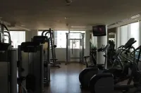 Ramada by Wyndham Abu Dhabi Downtown - Gym