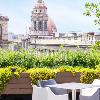 MyPlace Zocalo โรงแรมใกล้วัดเมเยอร์