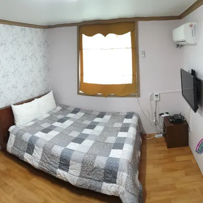 Dawa Motel Отели рядом с достопримечательностью «Памятник генералу Ли Сун Сину»