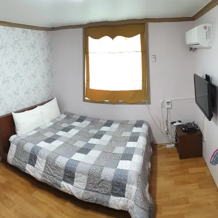 Dawa Motel Отели рядом с достопримечательностью «Буддийский храм Сокчхон»