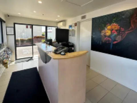 Delorenzo Studio Apartments Hotels in Nelson