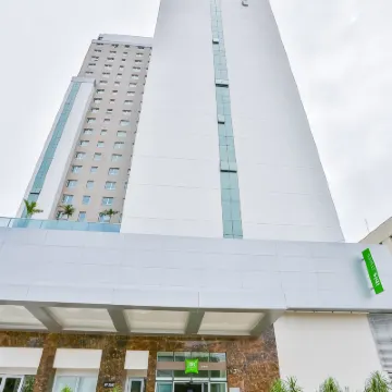 Ibis Styles Goiania Marista Hotels near Areiao Park