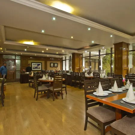 Hotel Broadways Inn