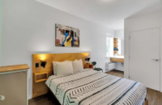 The Quisby Hotels near Amtrak - New Orleans Union Passenger Terminal