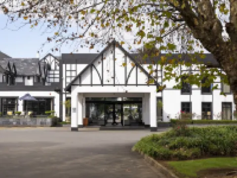 โรงแรม ANEW Hilton Pietermaritzburg โรงแรมในHowick