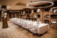 Hotel Dolphin - Adult Friendly Hotel a Modra