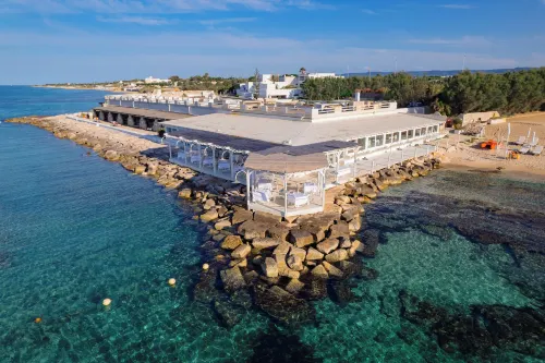 La Peschiera Hotels in Capitolo