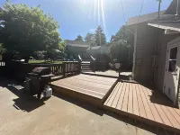 Relaxing Retreat with Full Kitchen and Hot Tub - Charming Cozy