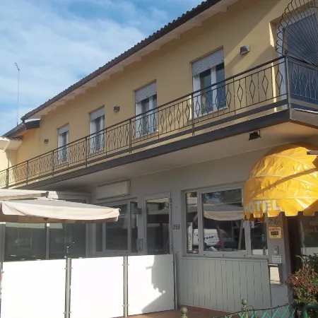 Hotel Gronda Lagunare Отели рядом с достопримечательностью «Остров Бурано»