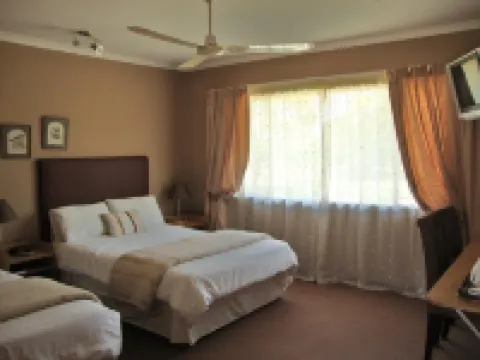 Gateway Guesthouse Hotels in Benoni