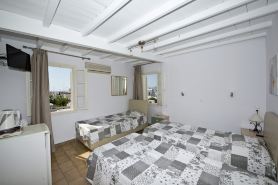 Karboni Hotel
