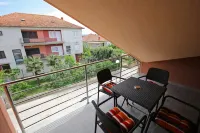 Apartments Kapetan