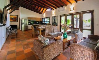 TOPOWA CLUB HOUSE RESORT