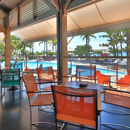 La Creole Beach Hotel & Spa
