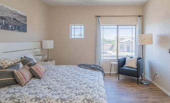 Stylish Cave Creek 3 Bdrm Vacation Home!