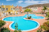 Enjoy 1 BR Palm Mar next to pool by Aqua Vista Tenerife