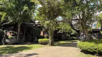Baan Baitan Resort فنادق في كلاينغ
