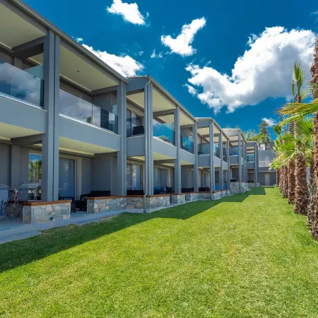 Dionysos Hotel & Suites