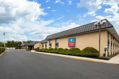 SureStay Plus Hotel by Best Western McGuire AFB Jackson Отели в г. Лейкхерст