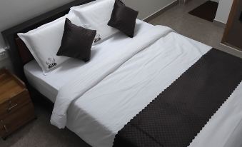 SLV AASHRAYA APARTMENT STAY