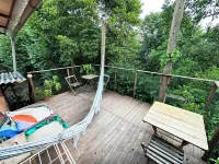 Quintal do Contêiner em Manguinhos