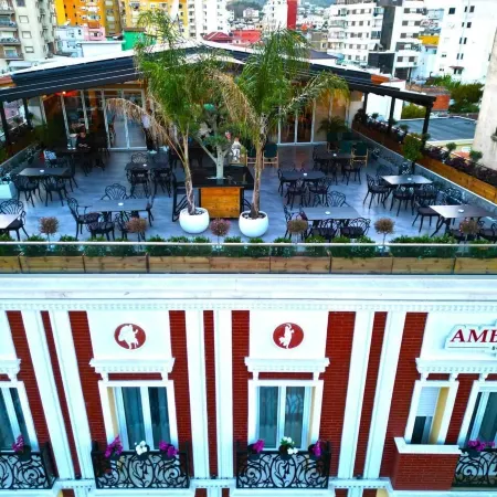 Ambasador Hotel