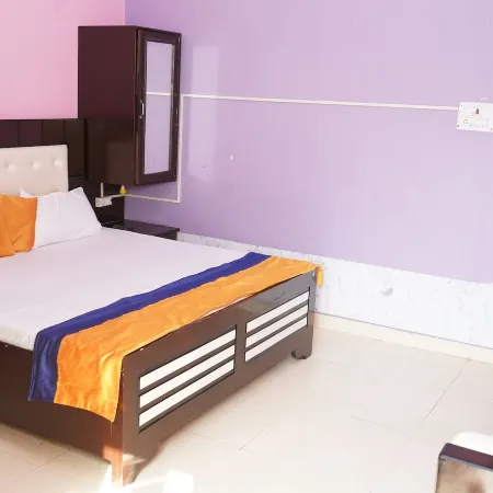 Hotel Apoorva