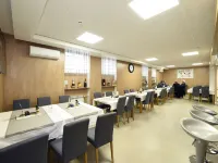 Hotel Orient Zagreb Hotels near Zagreb Eye
