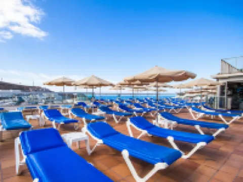 セルバトール モンテベロ コマルカ・スールのホテル