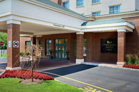 Homewood Suites by Hilton East Rutherford-Meadowlands Отели рядом с достопримечательностью «Hasbrouck Heights Recreation»
