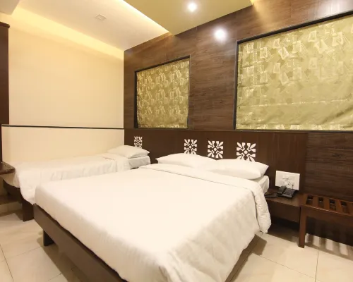 City Guest House - Dadar Hotels near Mātunga