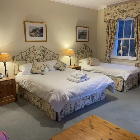 Delphi Lodge