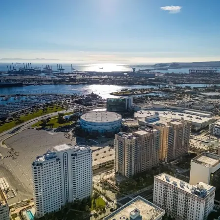 Downtown Studio Near Convention Center and Beach Free Parking
