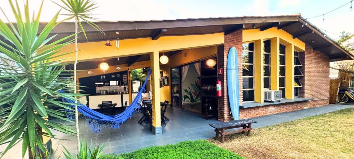 Tombo Beach Home Stay Hotels in Guaruja
