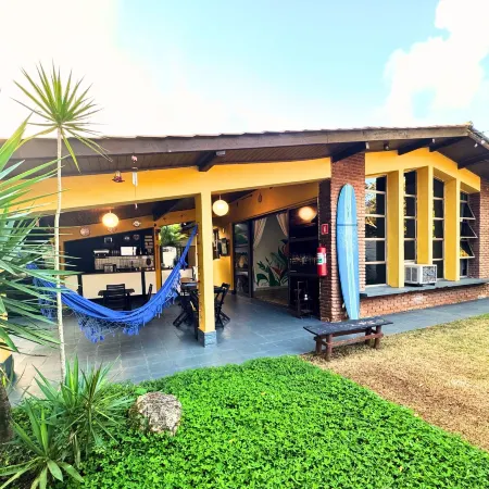 Tombo Beach Home Stay