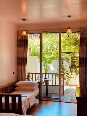 Odi Kamadhoo Hotels in Kihavah