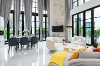 時尚七床帶泳池別墅配影院和電梯 - 距BTS 2分鐘