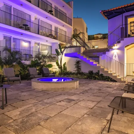 Pestana Fisherman Village