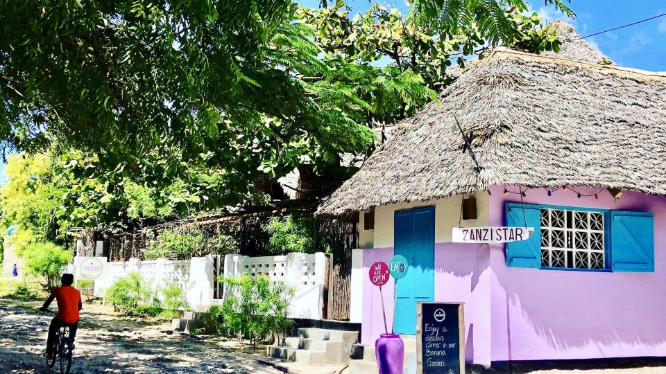 Zanzistar Lodge