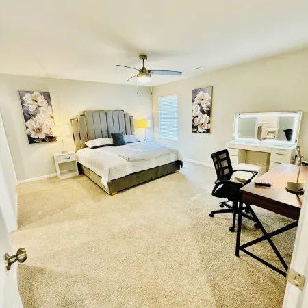 Comfort house weekly discount and monthly discount