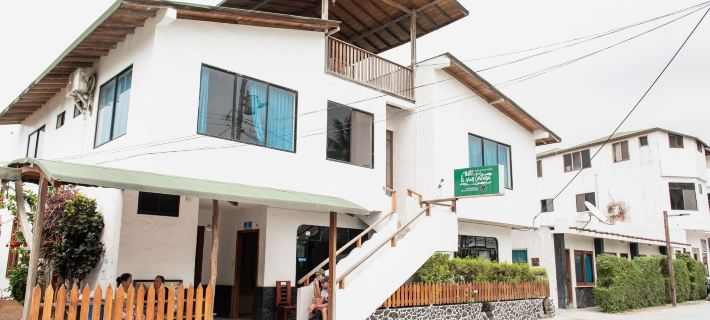 Hotel la Gran Tortuga Hotels in Isabela Island