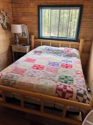 Private/Cozy 2 bedroom mountain cabin Serenity now
