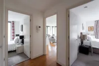 Luxury Hotel-Style 2-Bedroom / 2 Bathroom apartment in Notting Hill with Balcony Hotels in Notting Hill