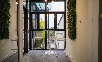 Contemporary Loft in the Heart of Chiang Mai - 5 Mins from Nimman