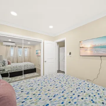 Cozy & Serene ~ 12Mins to Downtown La